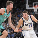 Doncic scores 51 points, Mavs beat Spurs for 6th straight