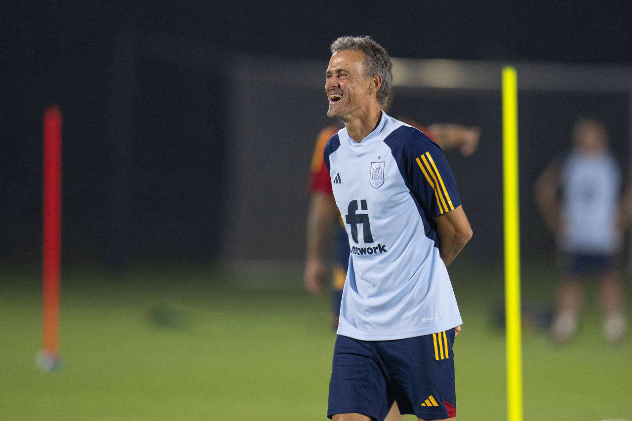 Spain's head coach Luis Enrique reacts during a training session at Qatar University, in Doha, Qata...