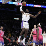 Lakers overcome Davis' absence to beat reeling Wizards