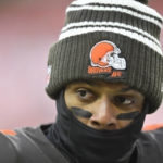 Saints overcome deficit, bitter cold to beat Browns 17-10