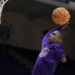 Enmanuel, college player with 1 arm, becomes an inspiration