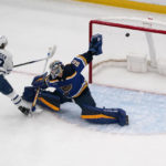 Nylander's OT goal gives Maple Leafs 5-4 win over Blues