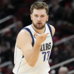 A record NBA outburst: 5 games of 43 or more on the same day