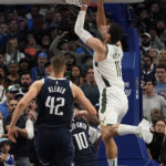 Lopez layup, Mavs FT woes save Bucks after Giannis fouls out