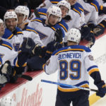 Kapanen's hat trick powers Penguins to 6-2 win over Blues