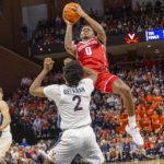 Walker leads No. 5 Houston past No. 2 Virginia, 69-61