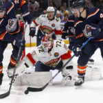Raty scores in NHL debut, leads Islanders past Panthers 5-1