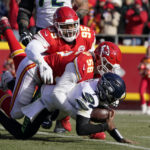 Chiefs dump Seahawks 24-10, stay tied for AFC's best record