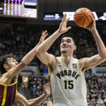 Edey's 31 points, 22 boards lead No. 5 Purdue past Minnesota