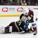 Carcone scores in debut, Coyotes end Avs' 4-game win streak