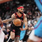Trent scores 35 points, Raptors beat short-handed Suns