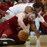 Knicks snap 5-game home losing streak in win over Cavaliers