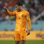 Messi resumes World Cup quest as Argentina plays Netherlands