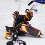 Cole Caufield breaks tie in 3rd, Canadiens beat Flames 2-1
