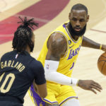 Mitchell's 43 lead Cavs to 116-102 win over LeBron, Lakers