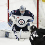 Ovechkin moves into 2nd on NHL goals list, Caps beat Jets