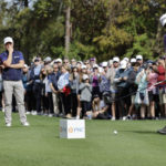 Woods and son hobble to a 59 and are 2 back of Team Thomas