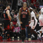 DeRozan scores 42 points, Bulls beat Bucks 119-113 in OT
