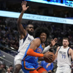 Doncic scores 38, Dinwiddie 20 as Mavs beat Thunder 121-114