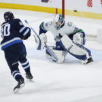 Scheifele scores 3, Jets beat Canucks to snap 3-game skid