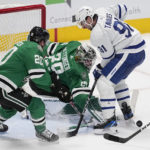 Murray 44 saves, Marner extends streak, Leafs top Stars 4-0