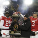 Tune's TD throw completes Houston's rally past La-Lafayette