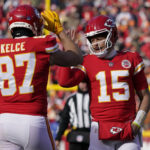 Chiefs dump Seahawks 24-10, stay tied for AFC's best record