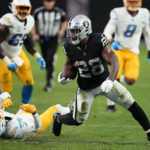 Carr-Adams connection rallies Raiders past Chargers 27-20