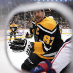 Crosby scores twice as surging Penguins roll by Columbus 4-1