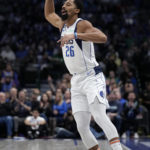 Doncic scores 38, Dinwiddie 20 as Mavs beat Thunder 121-114