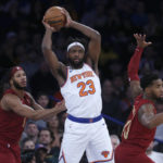 Knicks snap 5-game home losing streak in win over Cavaliers