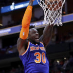 Randle's 35 leads Knicks over Rockets 108-88 to snap skid