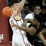 Johnson punctuates USC comeback as Trojans down Oregon State