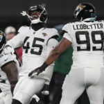 Lawrence, Jaguars continue playoff push, outclass Jets 19-3