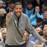 Rockets rally from 16 down to beat Booker, Suns 122-121