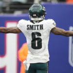 Hurts, Eagles clinch playoffs with 48-22 win over Giants
