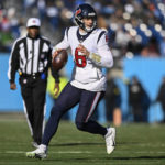 Texans snap 9-game skid by beating skidding Titans 19-14