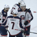 Blackhawks beat Blue Jackets 5-2, halt 8-game losing streak