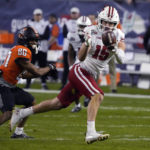Wisconsin beats Oklahoma State 24-17 in Guaranteed Rate Bowl