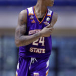 Enmanuel, college player with 1 arm, becomes an inspiration