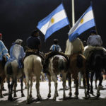 Argentina soccer team abandons parade amid swarms of people