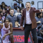 Clowney, No. 11 Alabama recover to beat South Dakota St