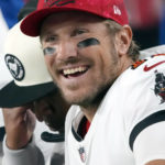 Bucs' Gabbert, brothers rescue people in Tampa chopper crash