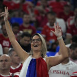 Switzerland beat Serbia 3-2 to reach last 16 of World Cup
