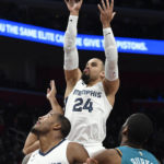 Ja Morant has 21-point 3rd quarter, Grizzlies beat Pistons