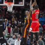 Ayo Dosunmu beats buzzer, Bulls beat Hawks 110-108