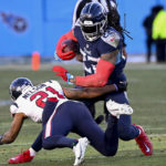 Texans snap 9-game skid by beating skidding Titans 19-14
