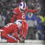 Analysis: Top NFL teams had lots of close calls in Week 15