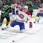 Johnston's late goal pushes Stars to 4-2 win over Canadiens