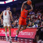 Ellis scores 28 points, leads USC over No. 19 Auburn 74-71